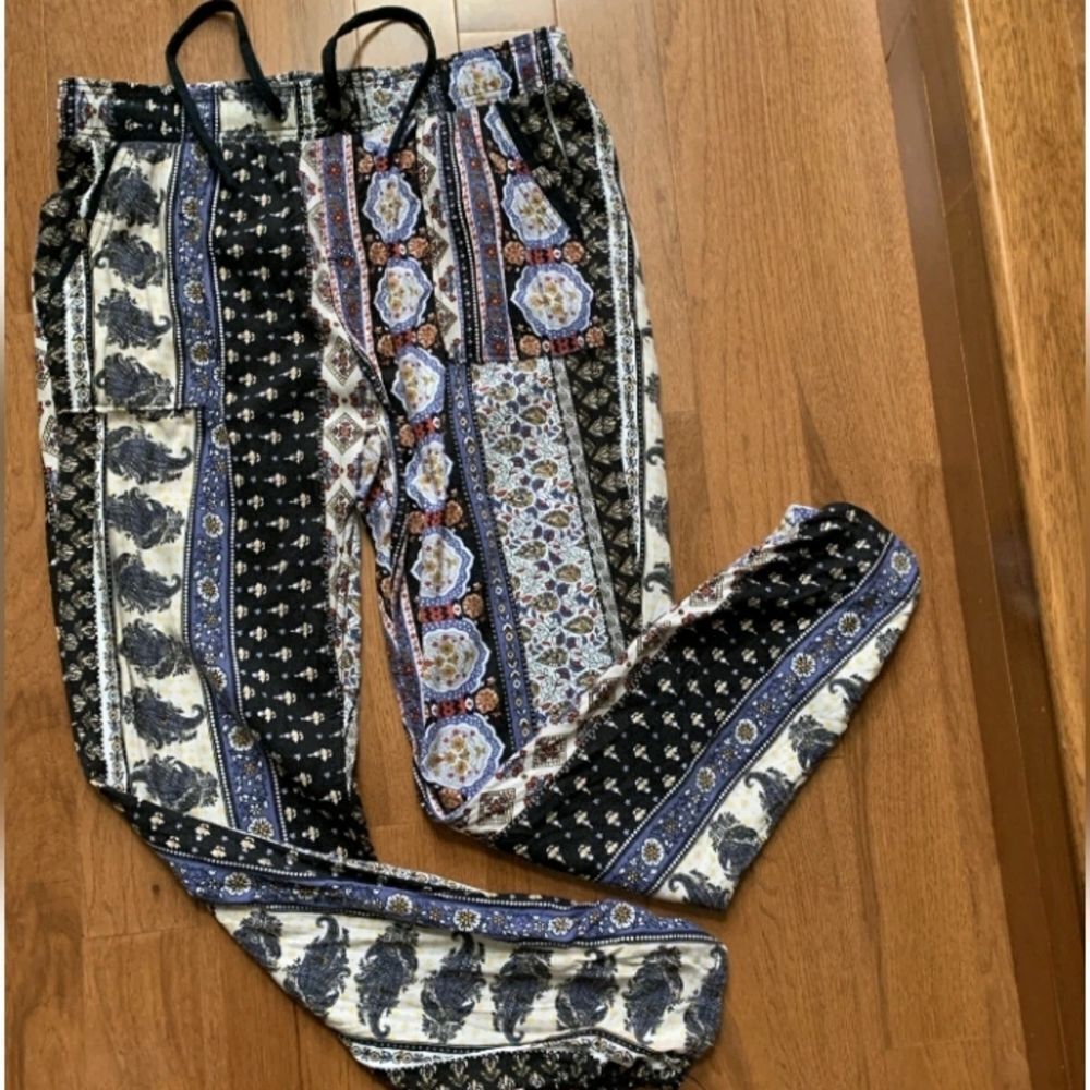 Women's XL Rewash Casual Jogging Pants Soft Loud Print NWT